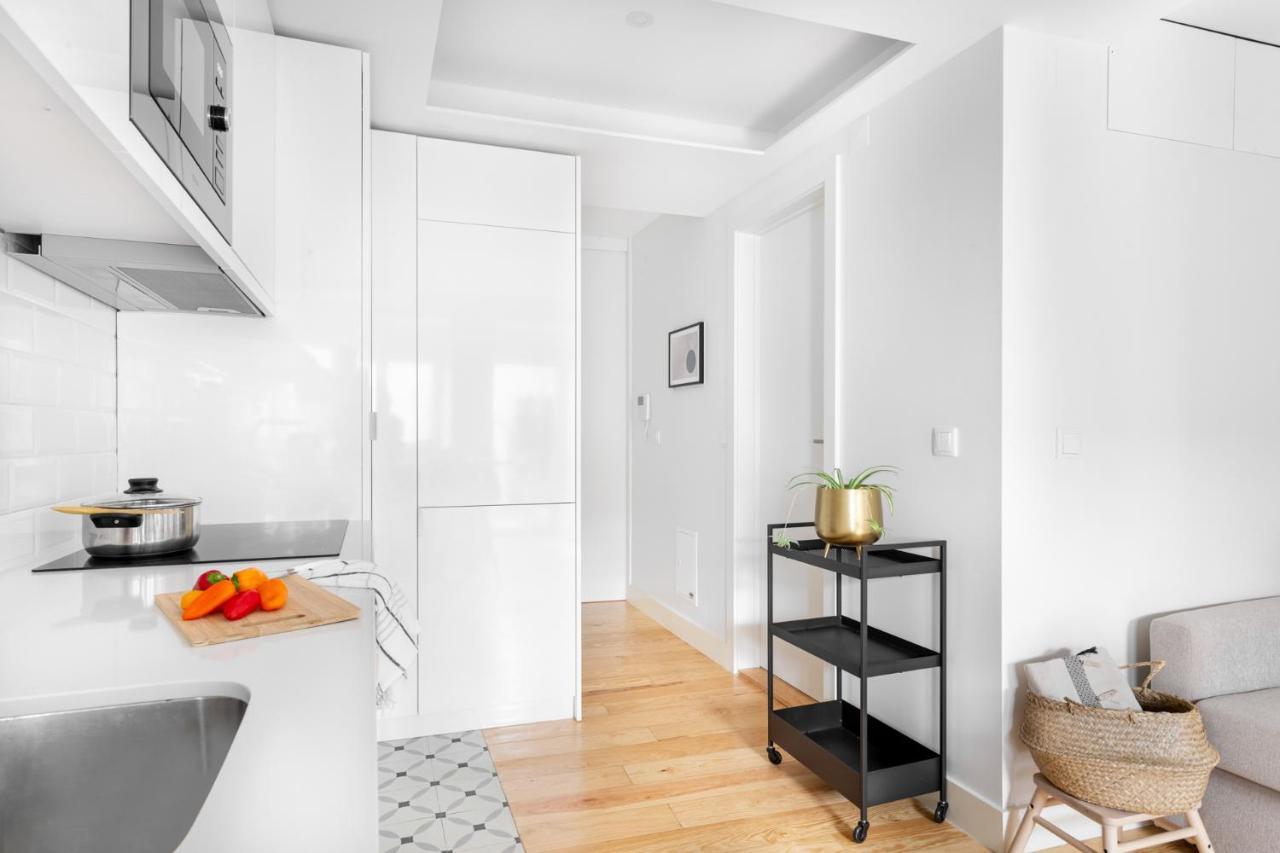 Appartement Joivy Principe Real 2br With Terrace Nearby Botanical Garden Of